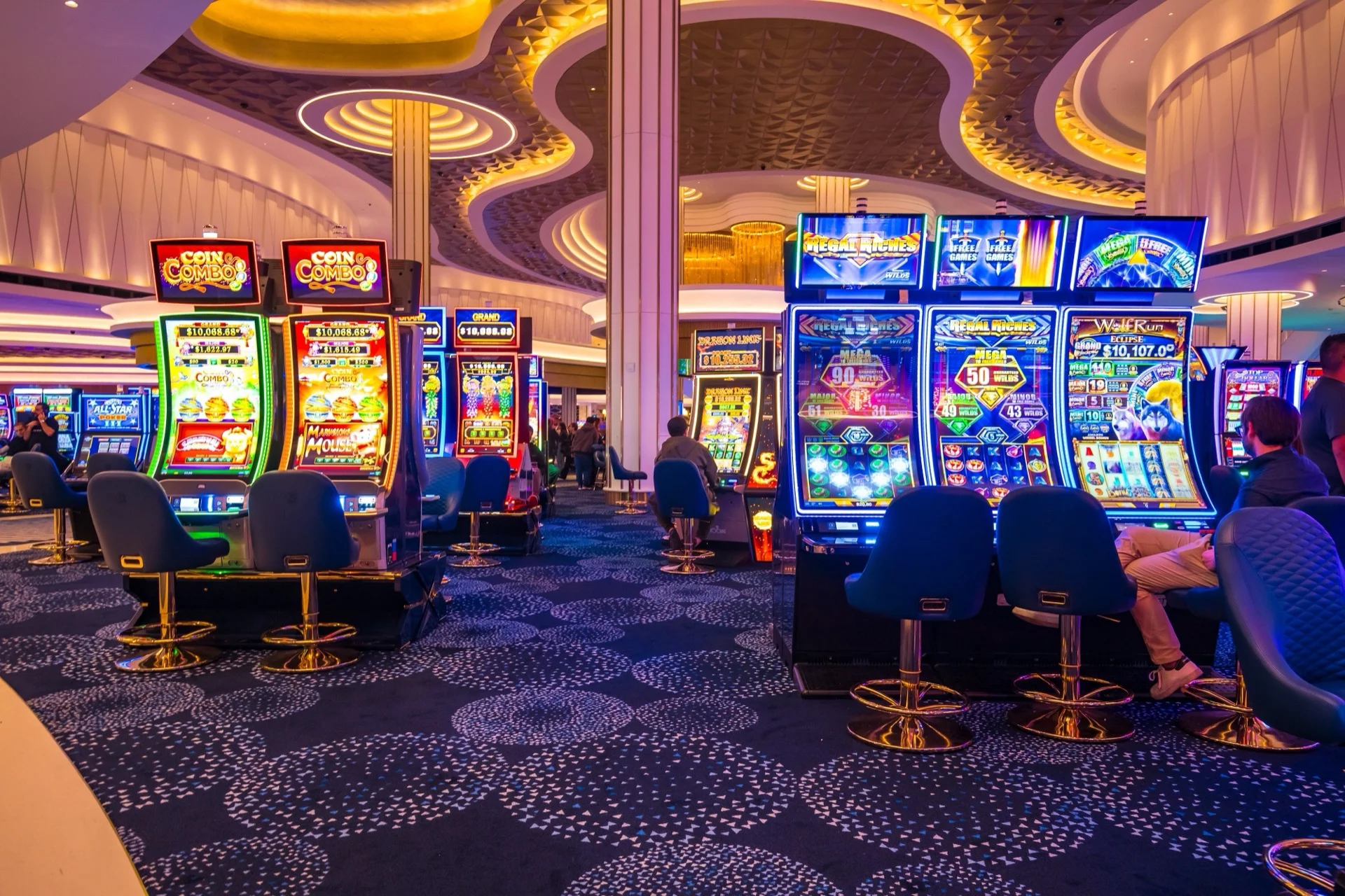 IGT previews first live dealer iGaming game