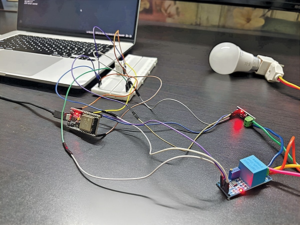 IoT-Based ESP32 Energy Monitor And Predictor