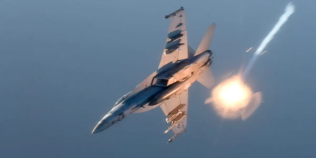 Navy Warship Fired on US Fighter Jets Mistaken for Enemy Missiles - Business Insider