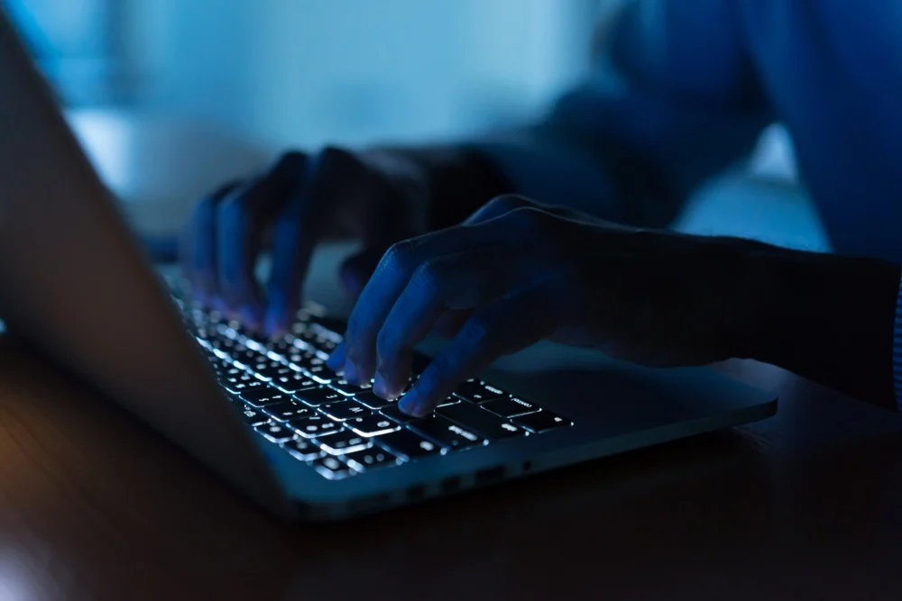 Online poker software update compromise exposed high-stakes players’ hole cards
